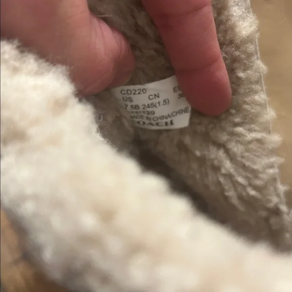 Coach Jane Black Leather Shearling Trim Ankle Booties Lug Sole Side Zip size 7.5 - Picture 12 of 12